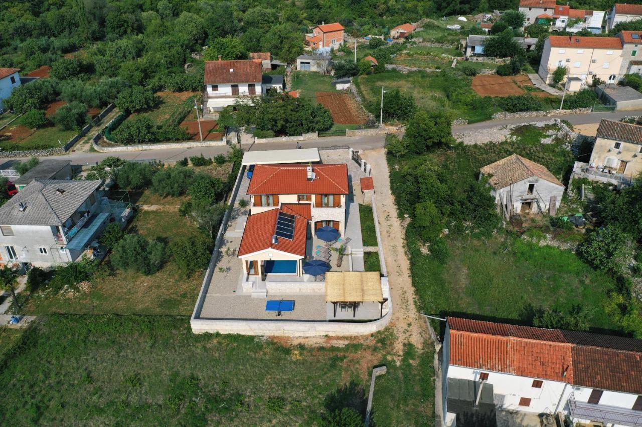Villa Muskatel -With Heated Pool Brzac Экстерьер фото