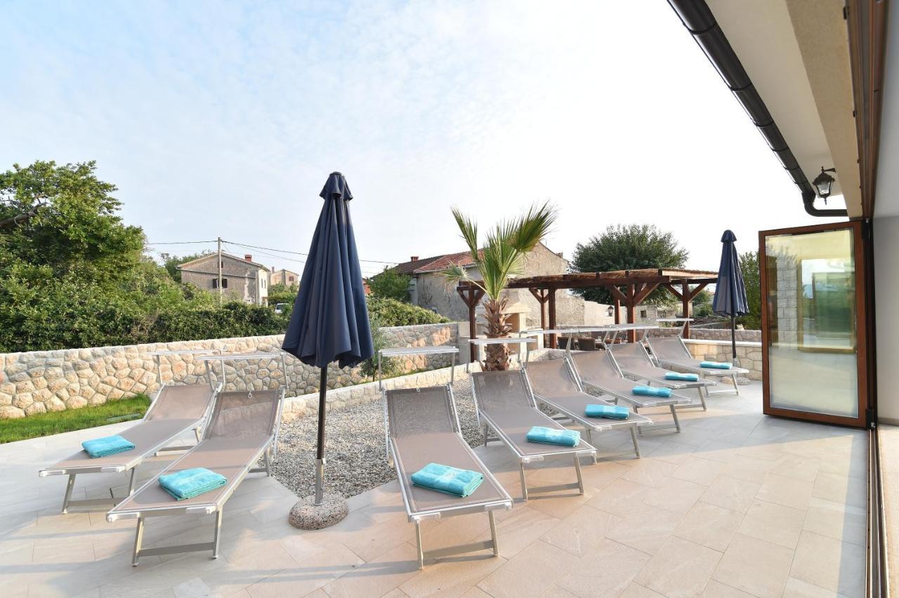 Villa Muskatel -With Heated Pool Brzac Экстерьер фото