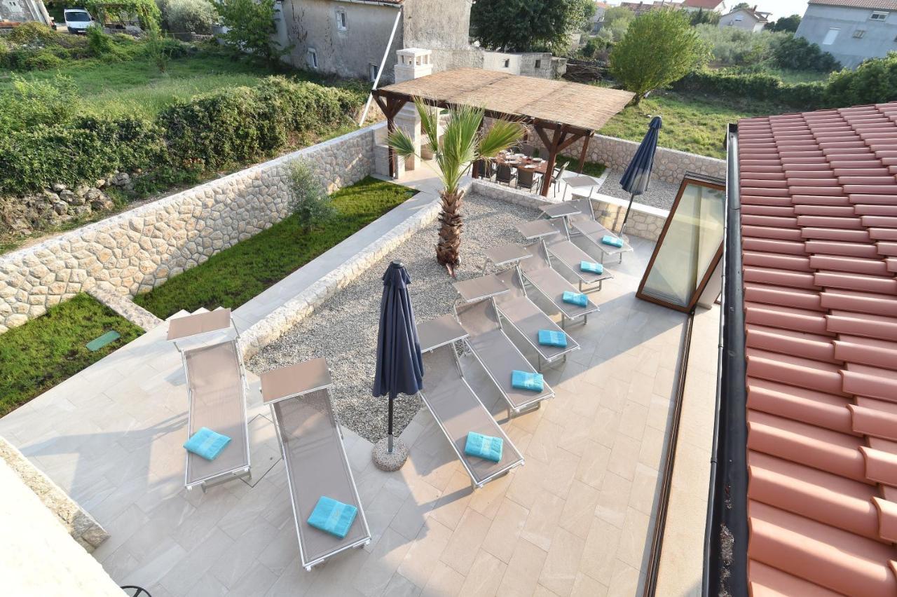 Villa Muskatel -With Heated Pool Brzac Экстерьер фото