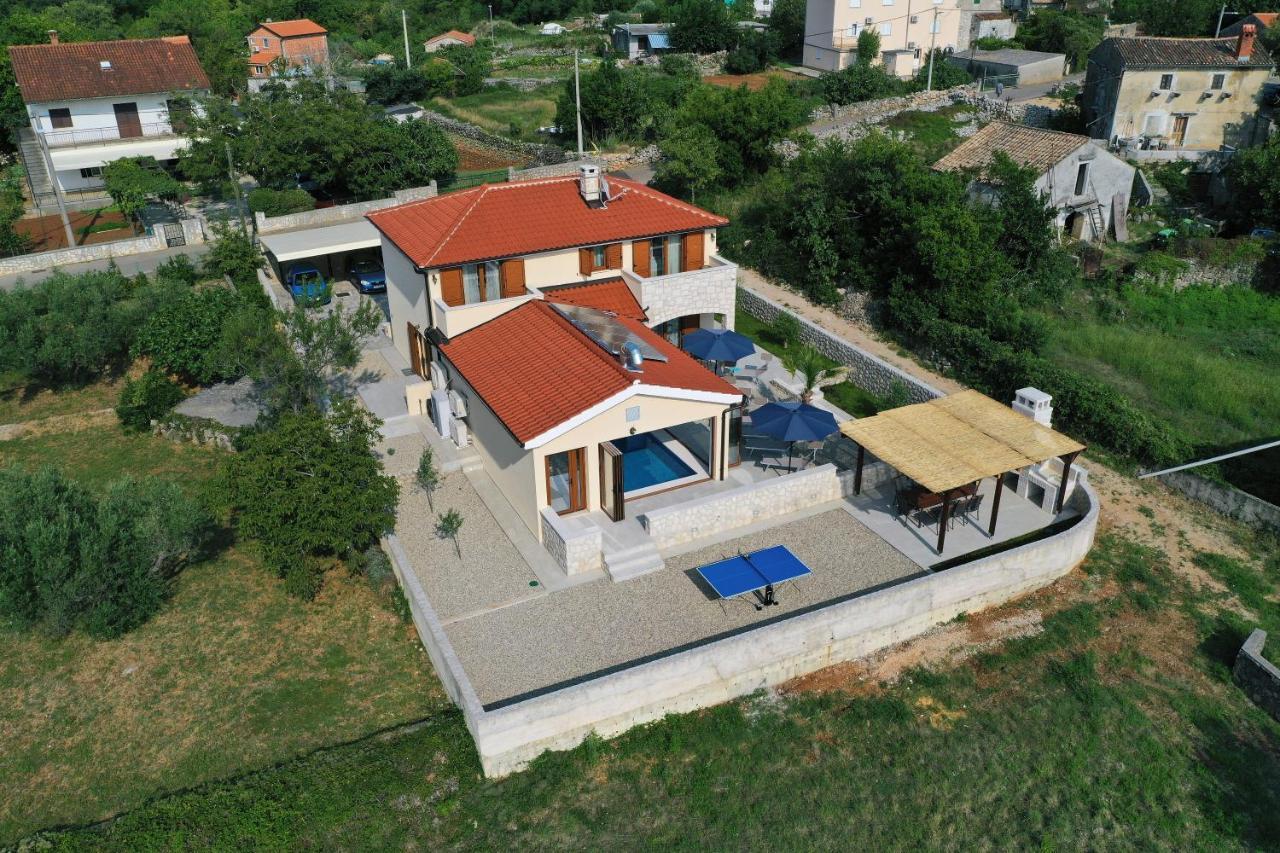 Villa Muskatel -With Heated Pool Brzac Экстерьер фото